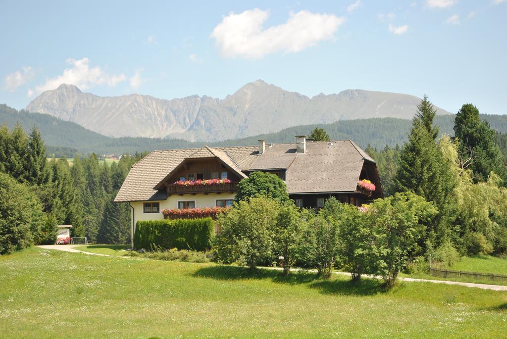 Hotel Gaestehaus Essl Mariapfarr Exterior foto